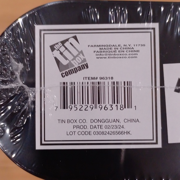 Mickey Minnie Mouse Salt and Pepper Shaker Set Metal Tin - Picture 7 of 8